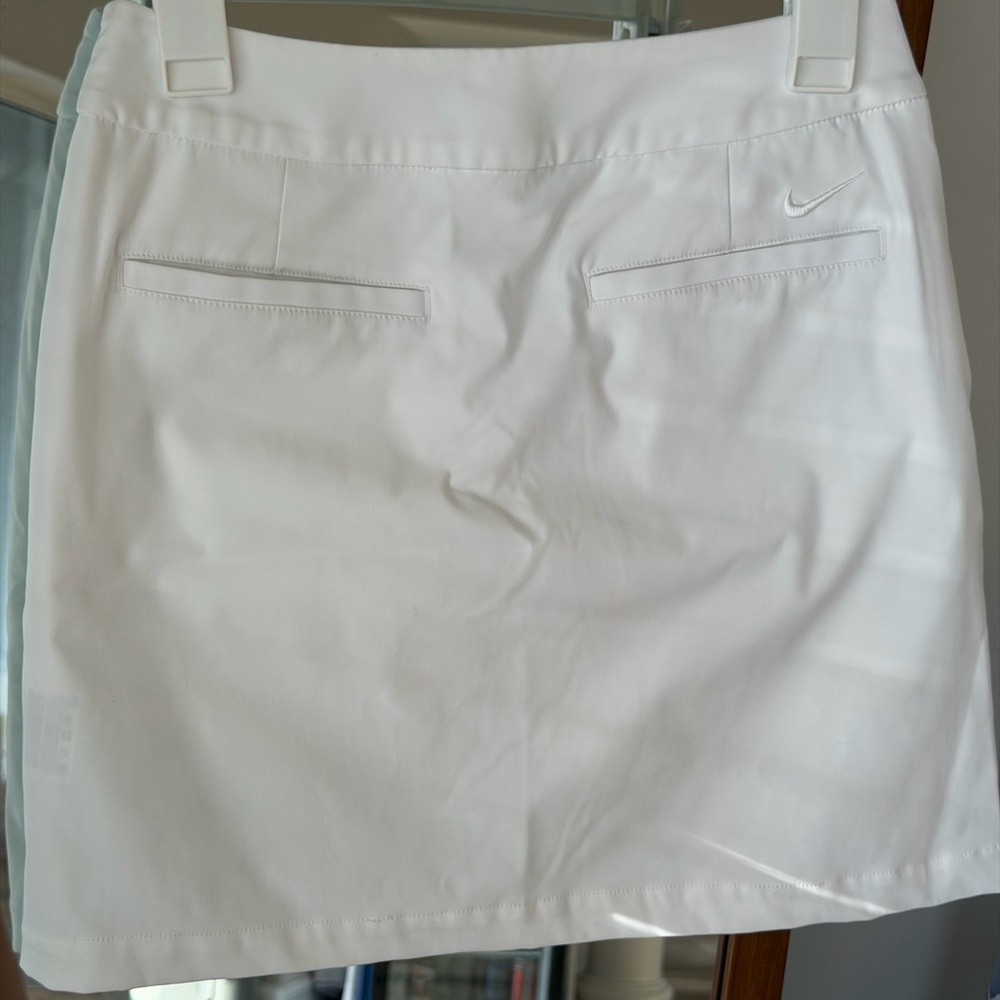 Nike women’s golf skirt